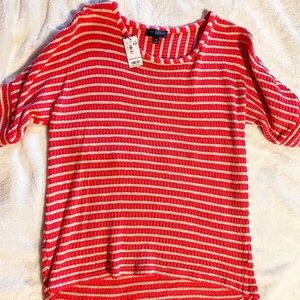 Short sleeve knitted top